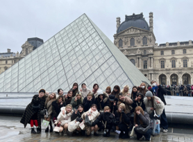 姉妹校のあるフランス・パリへ☆研修旅行